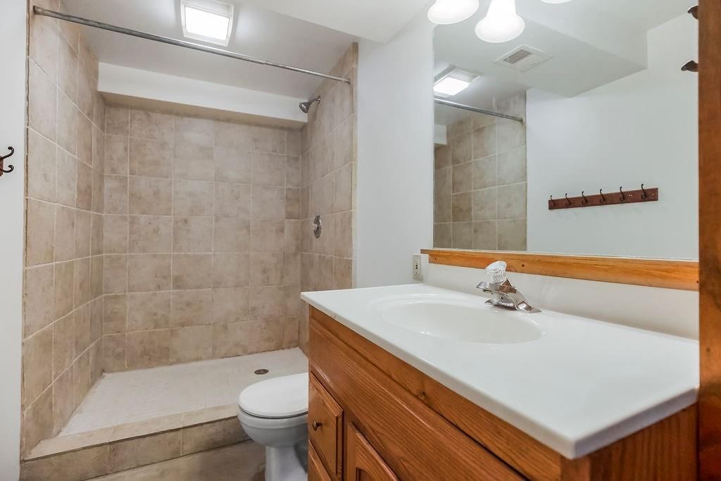 12912 Woodson Street — photo 38