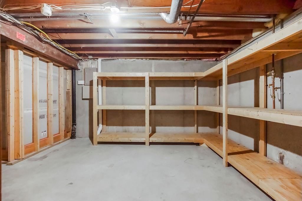 12912 Woodson Street — photo 40