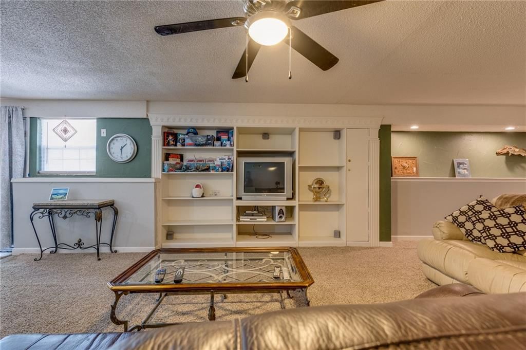 1104 N 2nd Street East Street — photo 46