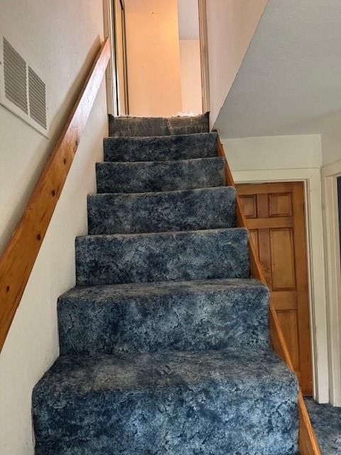 4635 Genessee Street — photo 8