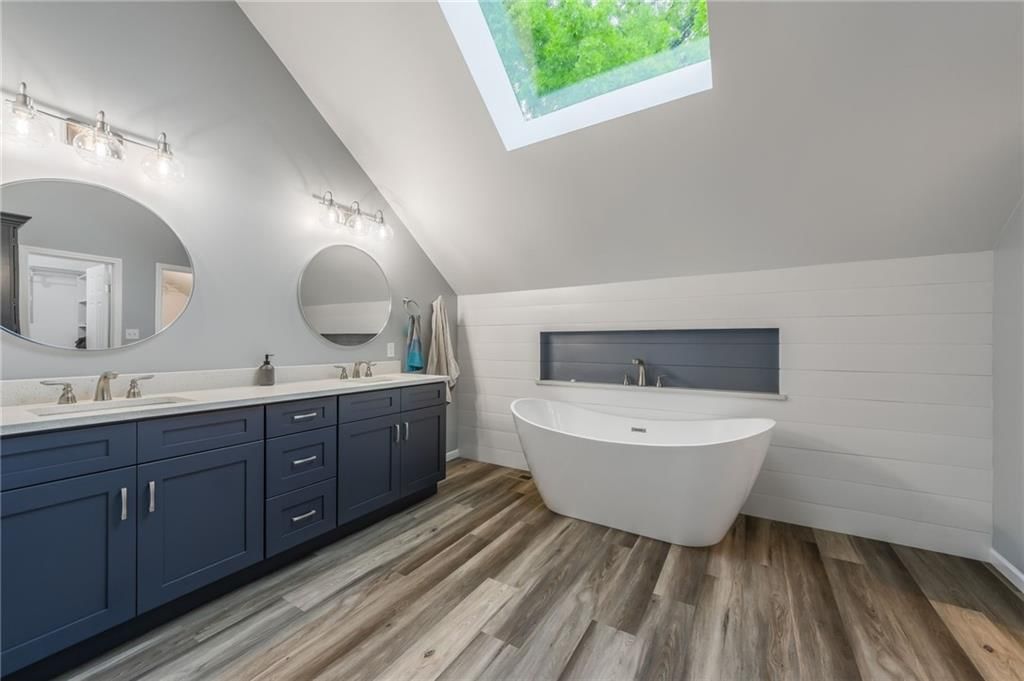 11522 Parkhill Street — photo 11