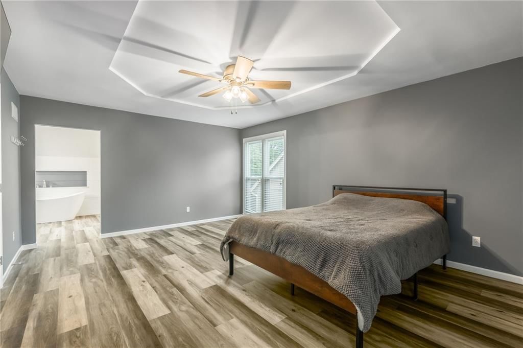 11522 Parkhill Street — photo 15