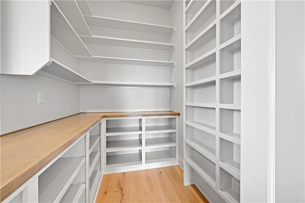 10026 Aurora Street — photo 24