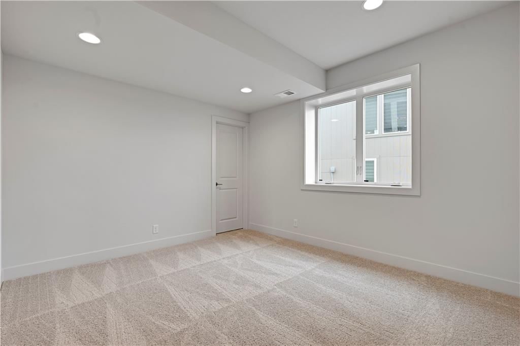 10026 Aurora Street — photo 41