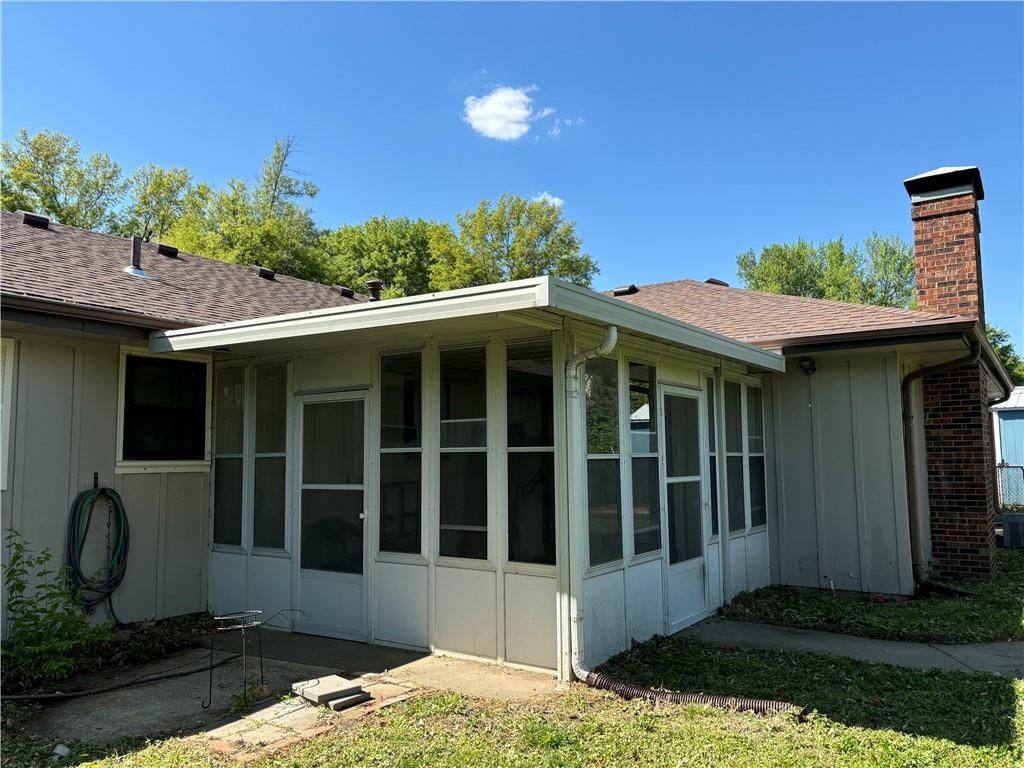 5501 Claremont Street — photo 3