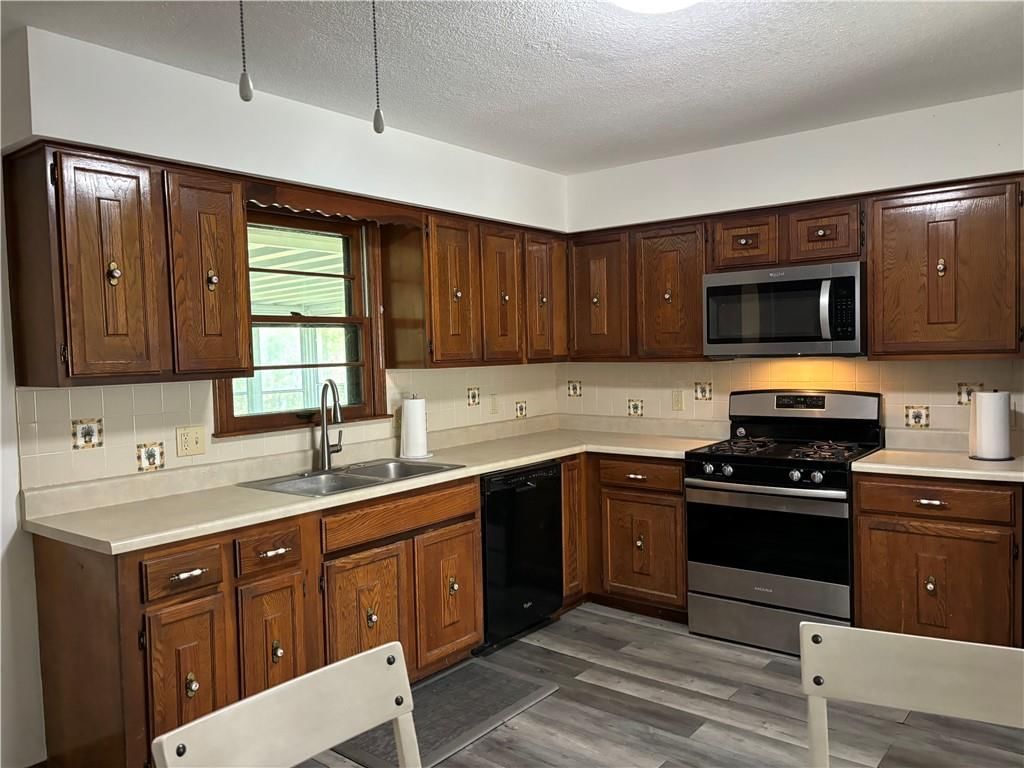 5501 Claremont Street — photo 5