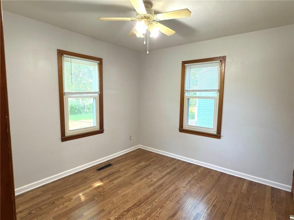 3031 S Scott Avenue — photo 16