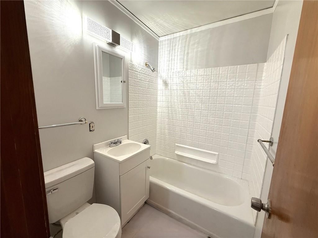 3031 S Scott Avenue — photo 18