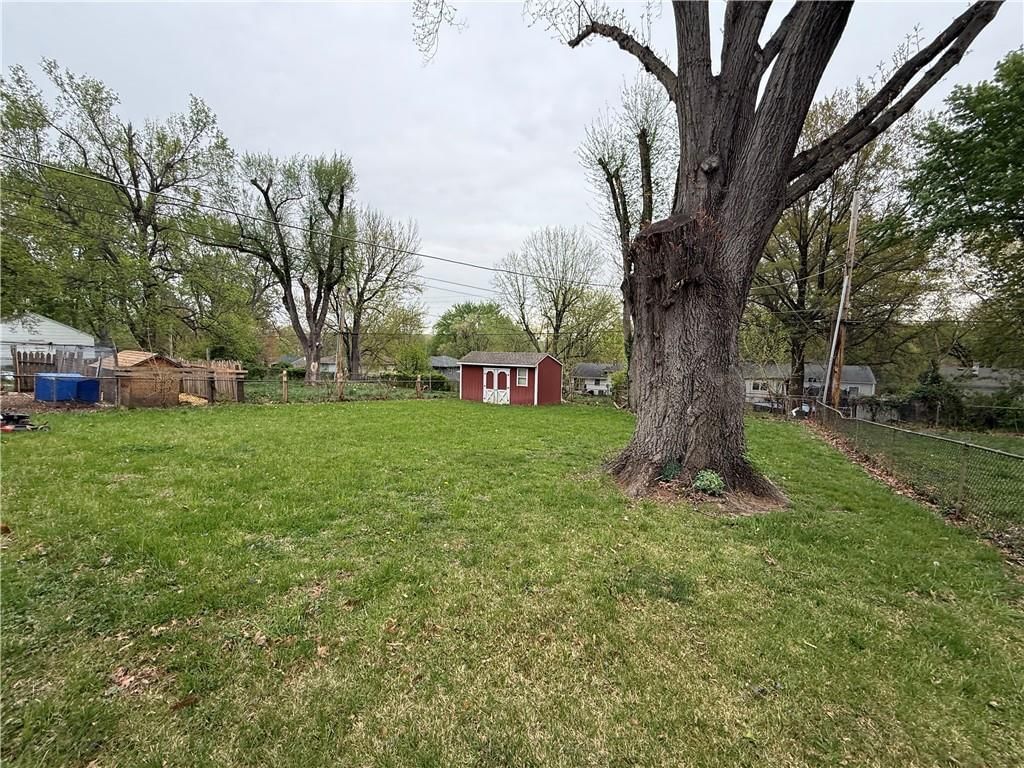 3031 S Scott Avenue — photo 27
