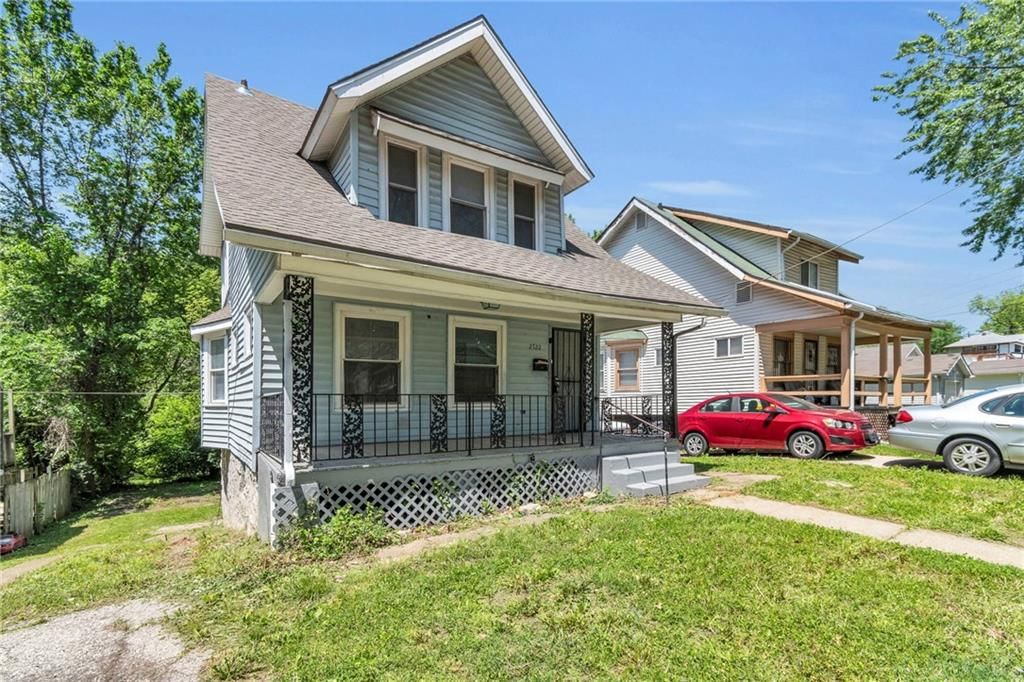 2722 Brighton Avenue — photo 3
