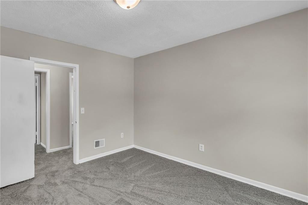 2722 Brighton Avenue — photo 16