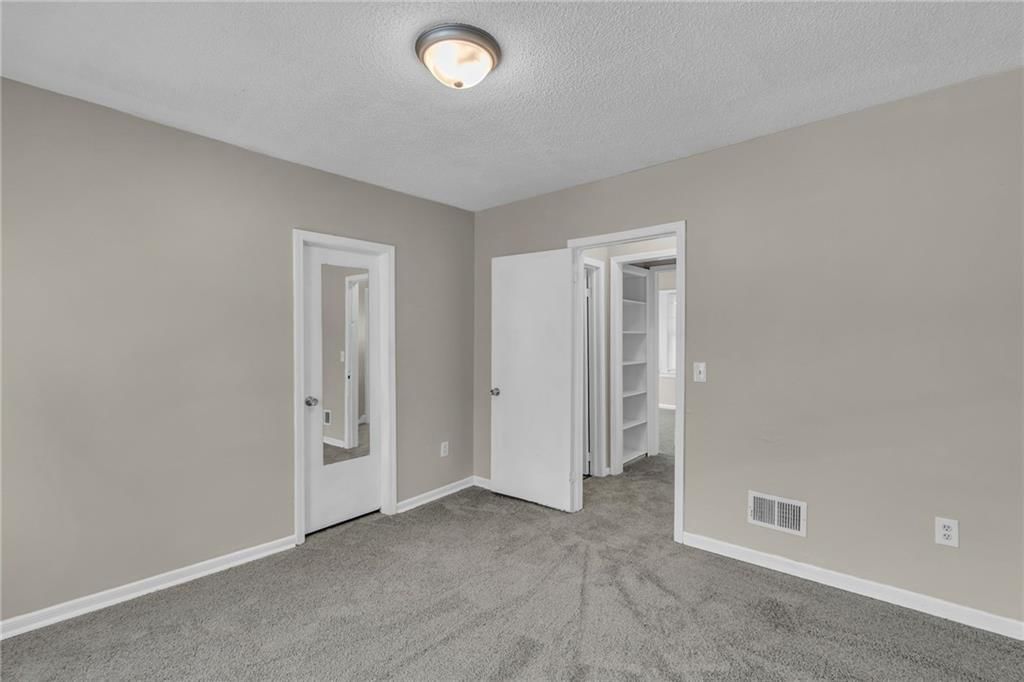 2722 Brighton Avenue — photo 17