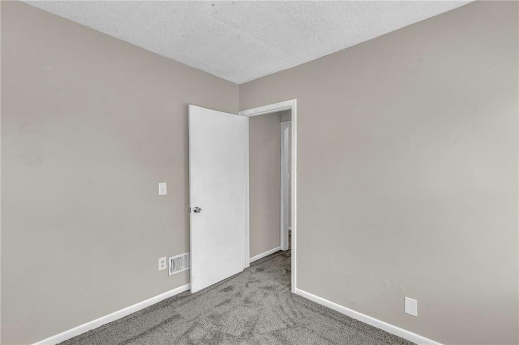 2722 Brighton Avenue — photo 19