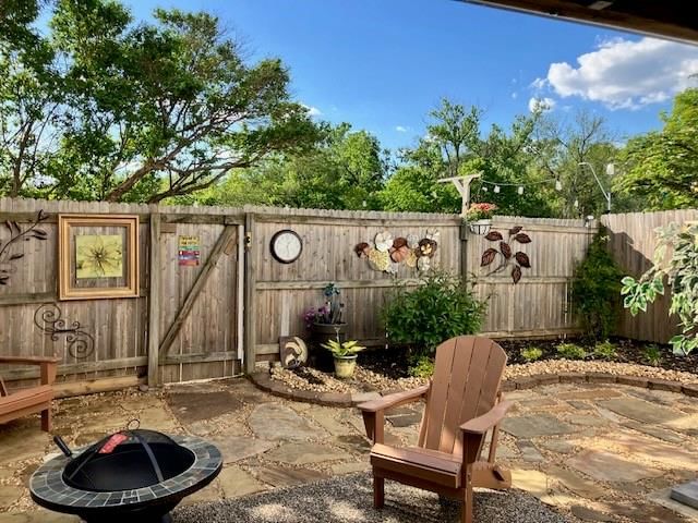 7171 NW Chapel Woods Circle — photo 43