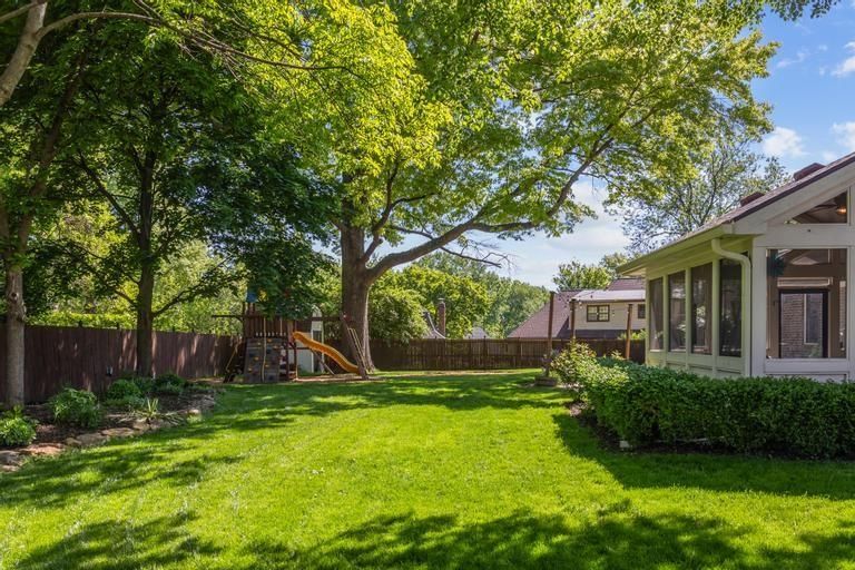 314 W 119th Terrace — photo 55