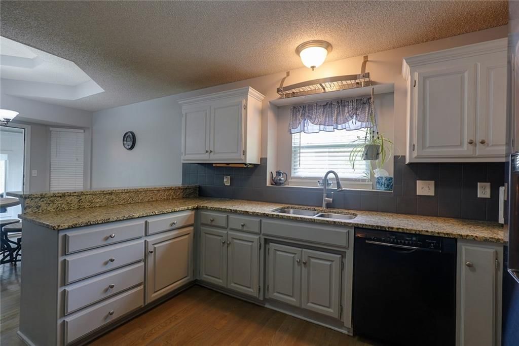 1200 NW BOXELDER Court — photo 17