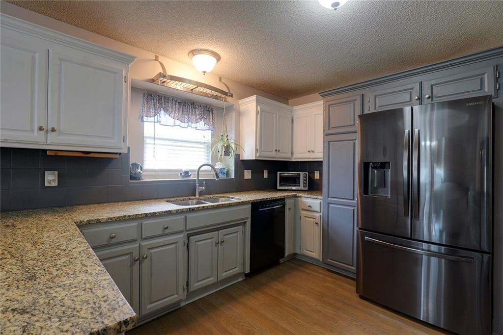 1200 NW BOXELDER Court — photo 18