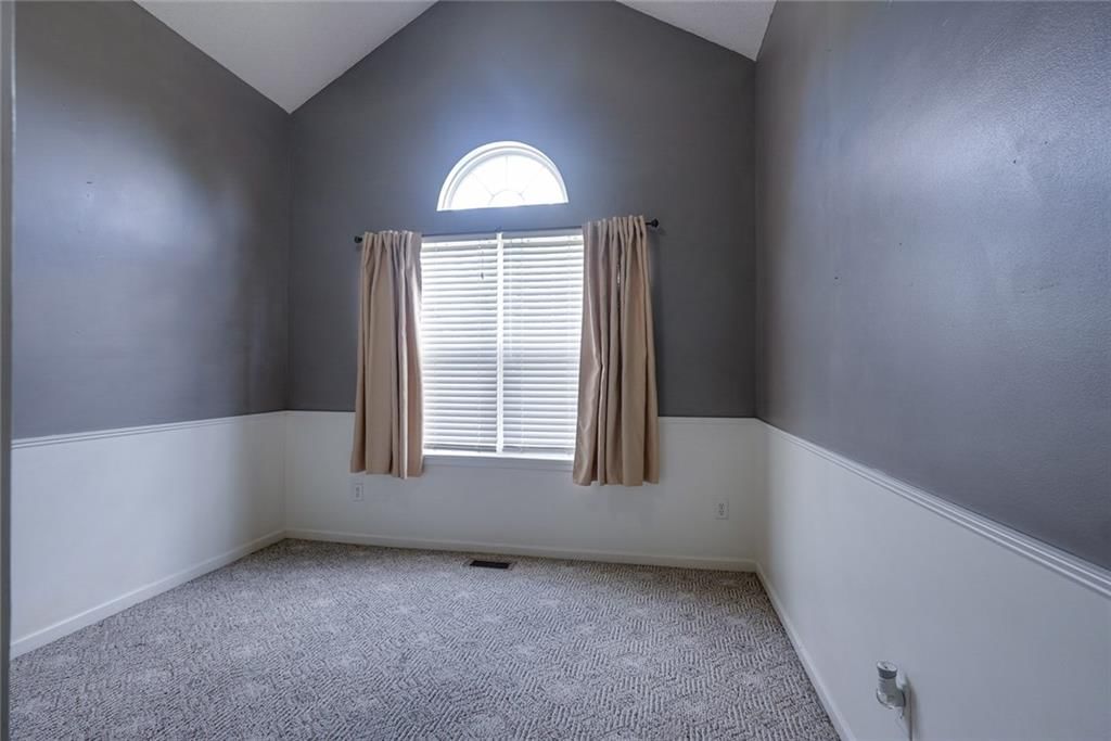 1200 NW BOXELDER Court — photo 25