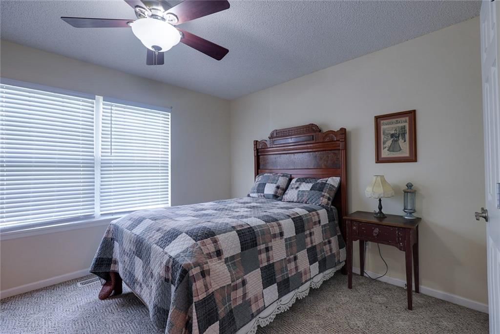 1200 NW BOXELDER Court — photo 27