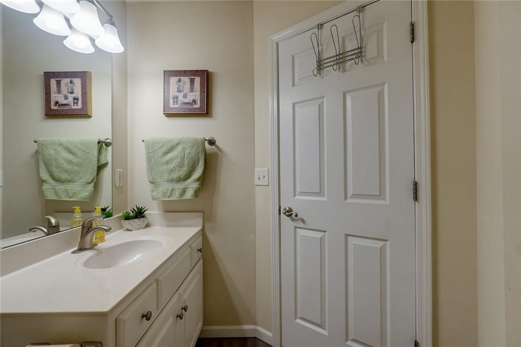 1200 NW BOXELDER Court — photo 31