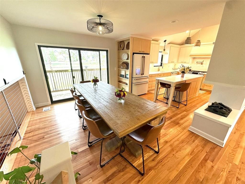 9314 Roe Avenue — photo 10