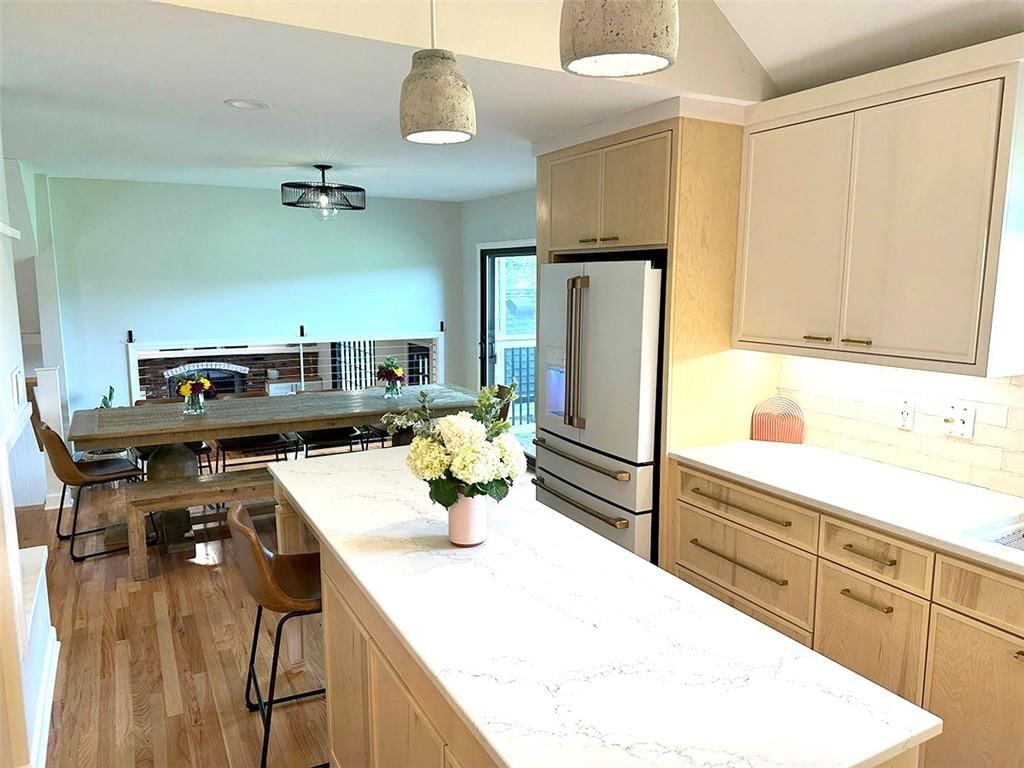 9314 Roe Avenue — photo 39