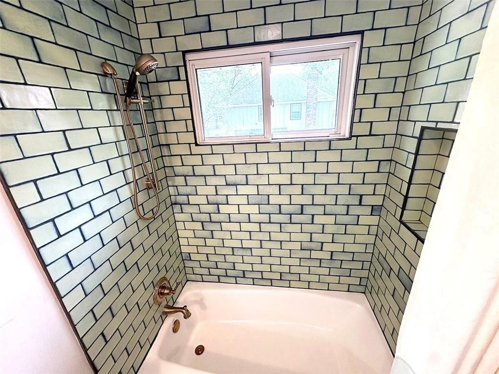 9314 Roe Avenue — photo 74