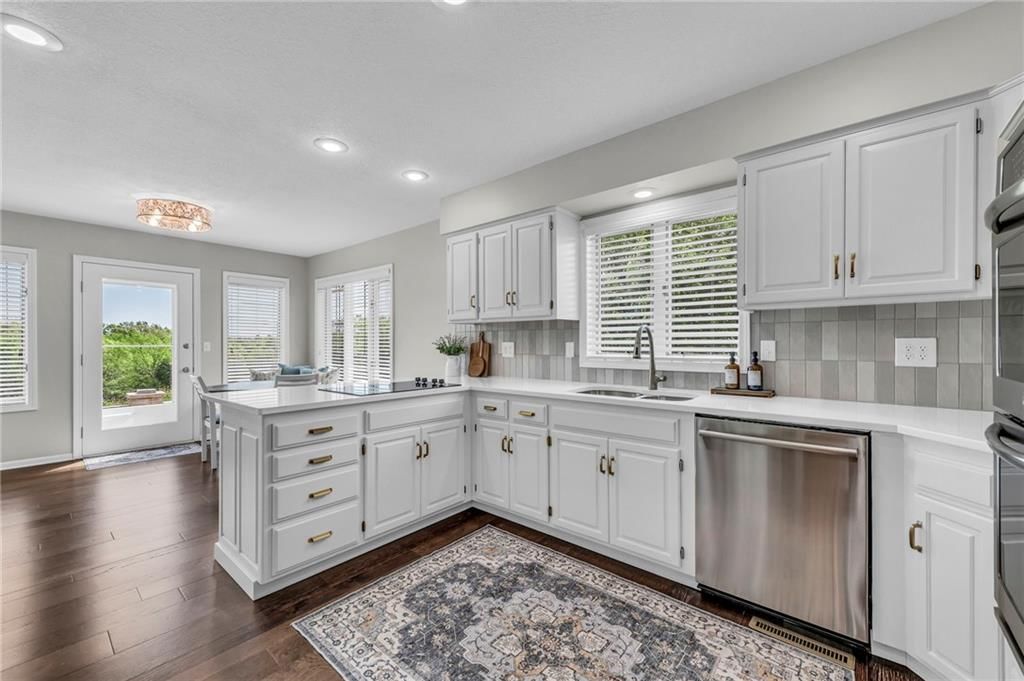 15735 N Amity Street — photo 19