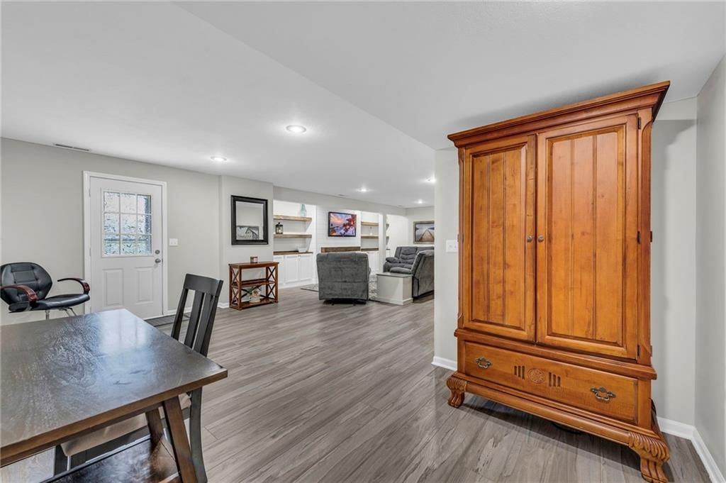 15735 N Amity Street — photo 32