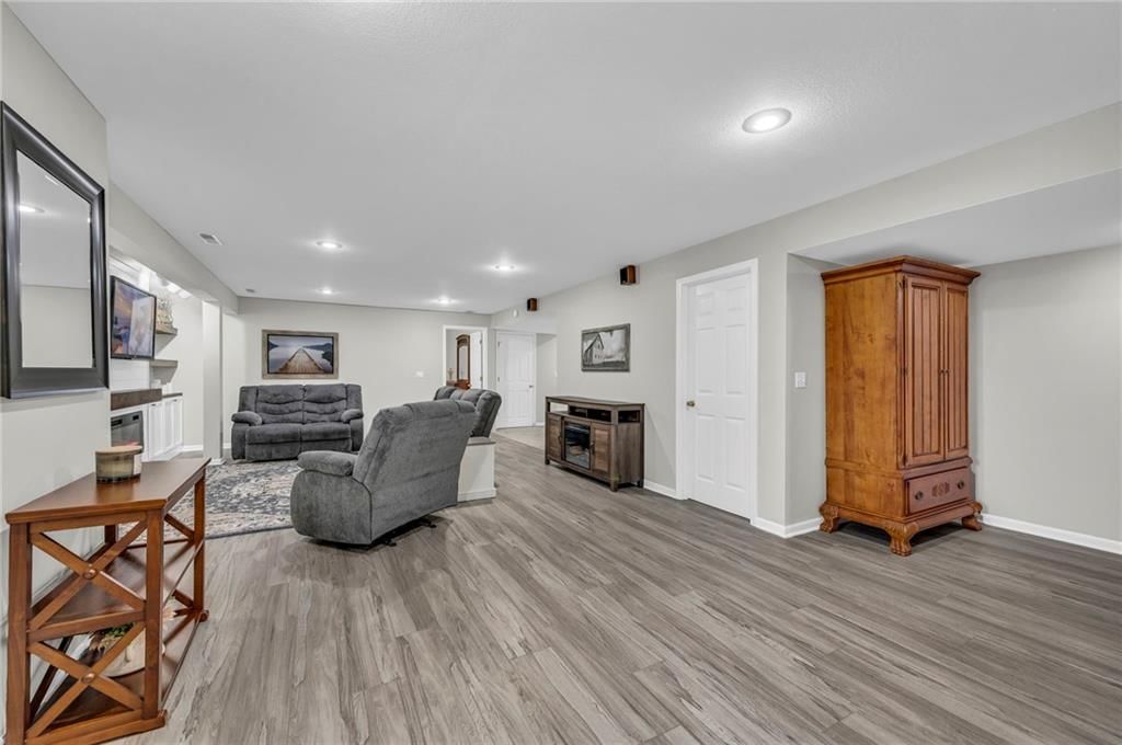 15735 N Amity Street — photo 34