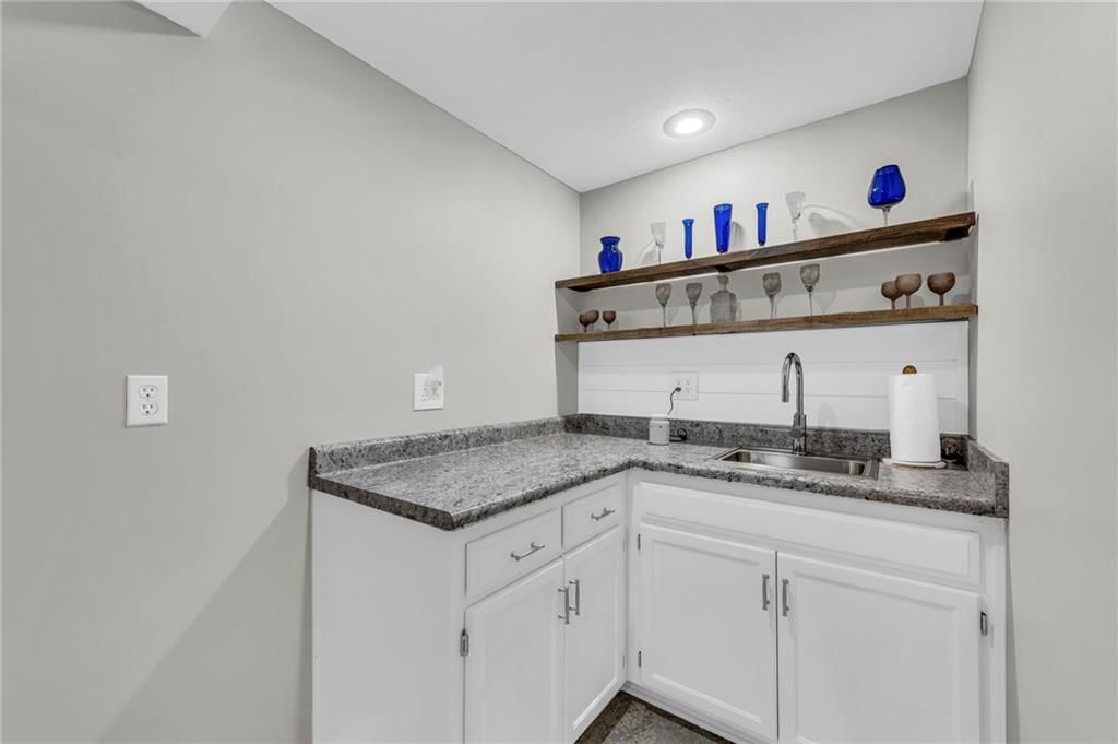 15735 N Amity Street — photo 38