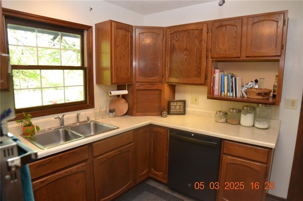 6406 N Michigan Avenue — photo 10