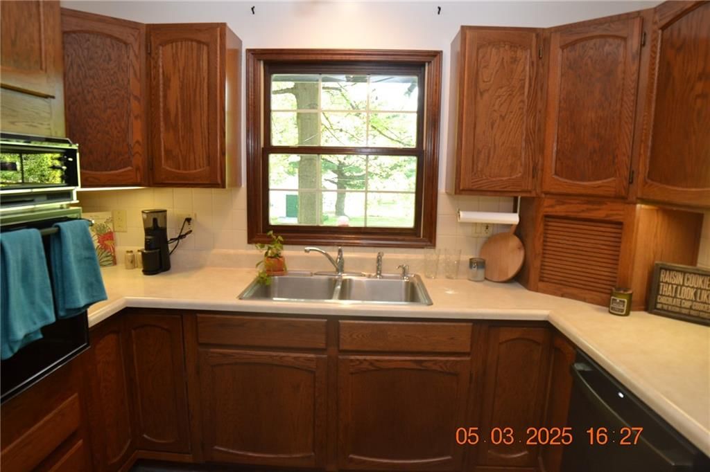 6406 N Michigan Avenue — photo 11
