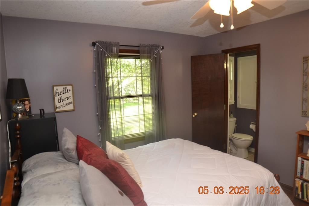 6406 N Michigan Avenue — photo 17