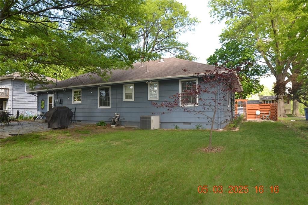 6406 N Michigan Avenue — photo 39