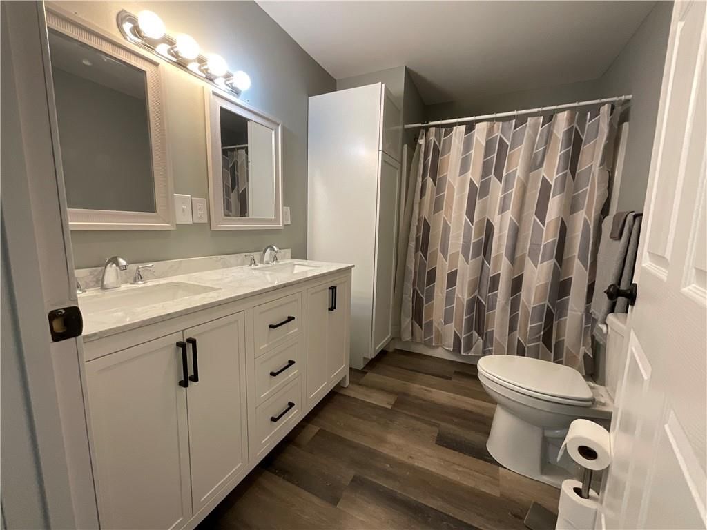 300 MAPLE Terrace — photo 10