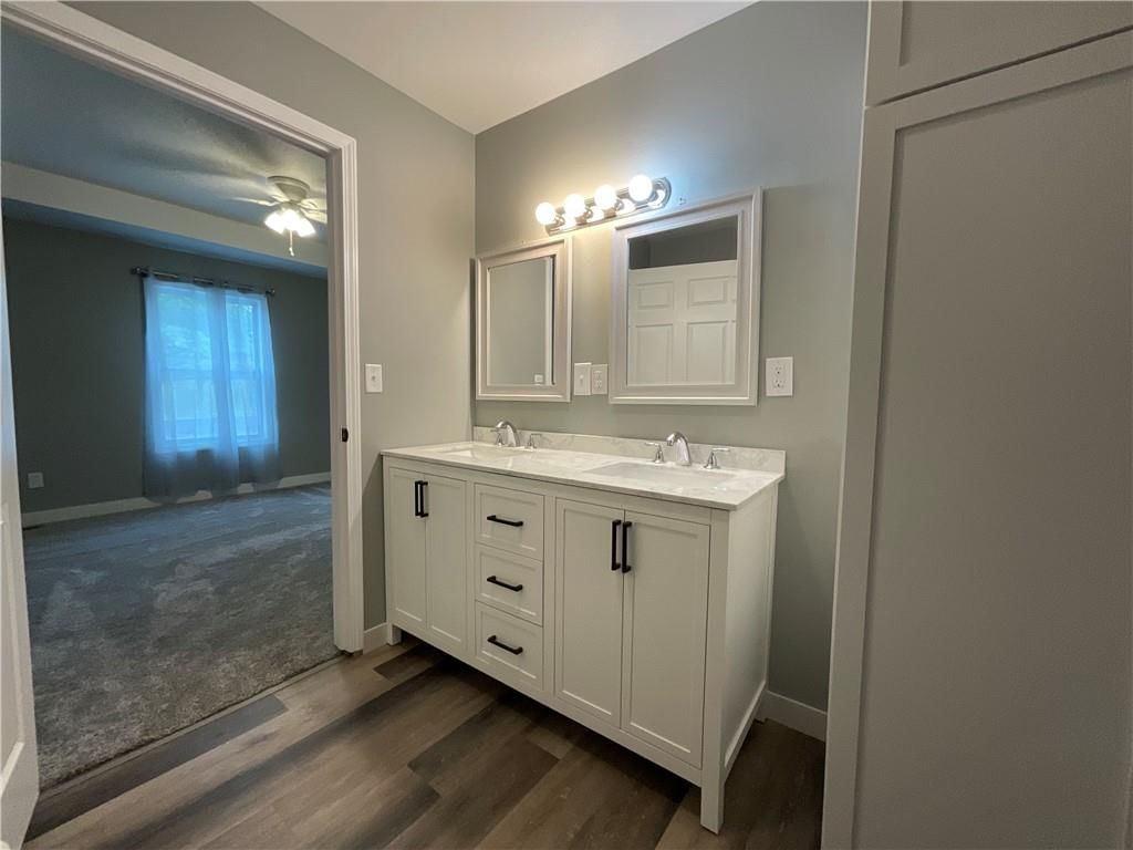 300 MAPLE Terrace — photo 11