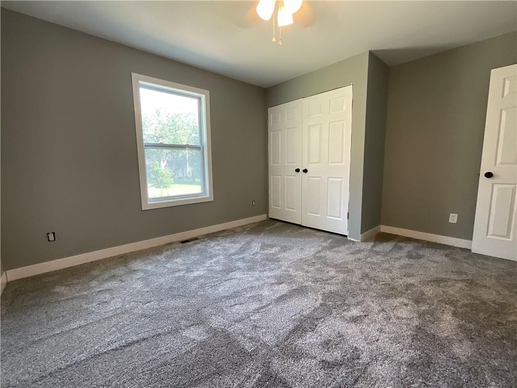 300 MAPLE Terrace — photo 12