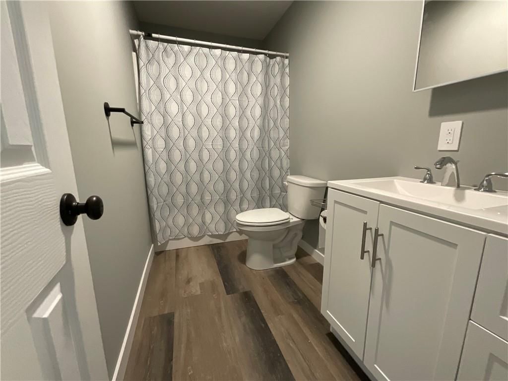 300 MAPLE Terrace — photo 15