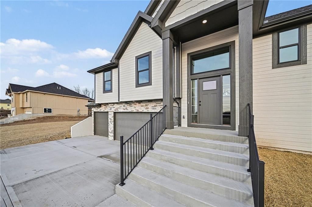 12404 Morgan Street — photo 3