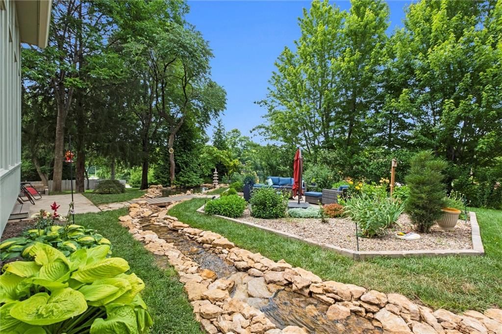 Photo 40 of 48 - 14910 Rhodes Circle