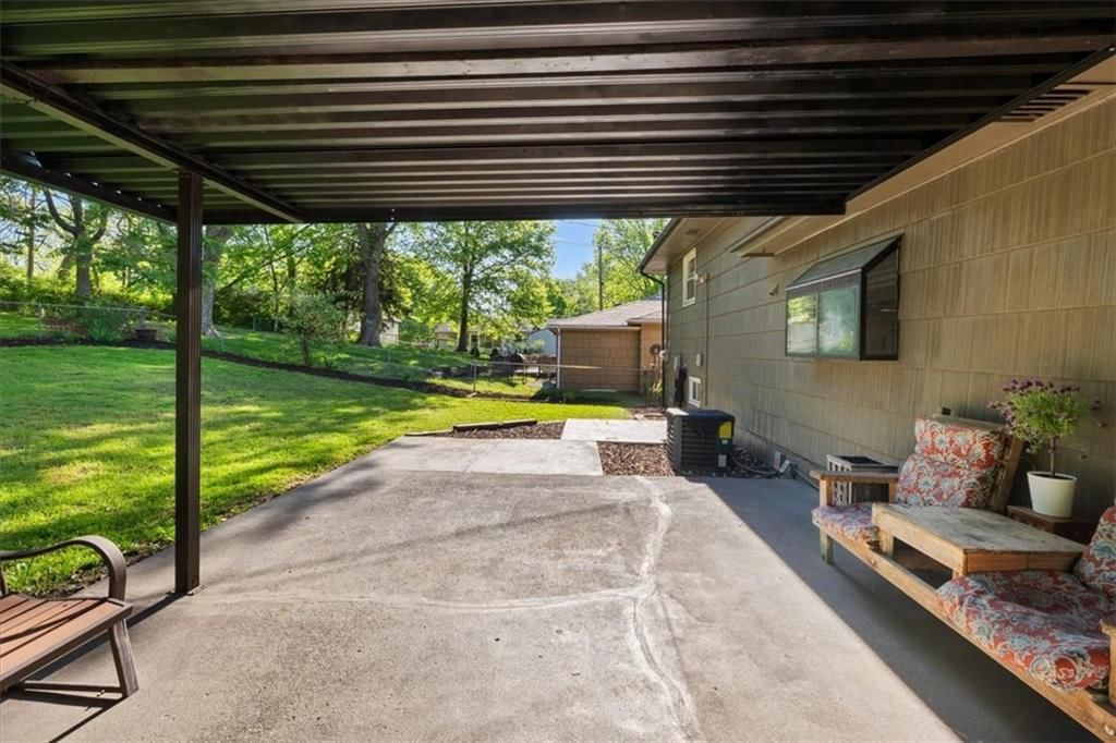 6550 Webster Avenue — photo 24