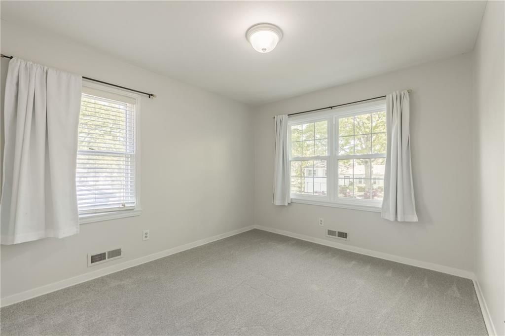 5707 W 101st Terrace — photo 11