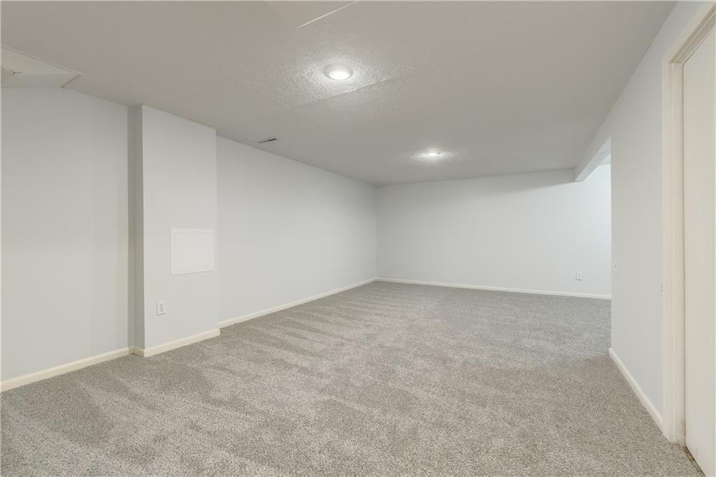 5707 W 101st Terrace — photo 17