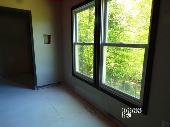 Photo 10 of 20 - 3006 Jarboe Street