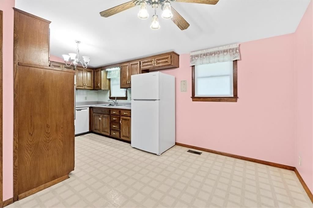 400 N Cochise Drive — photo 6