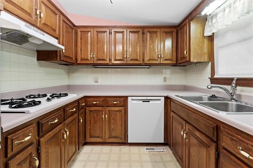 400 N Cochise Drive — photo 8