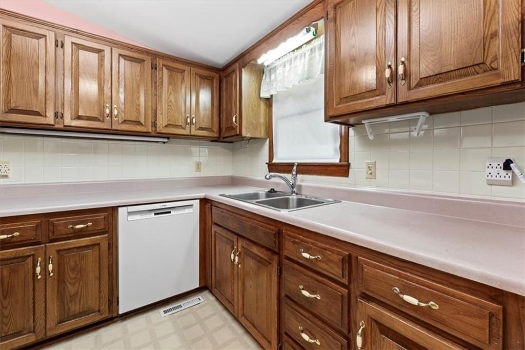 400 N Cochise Drive — photo 9