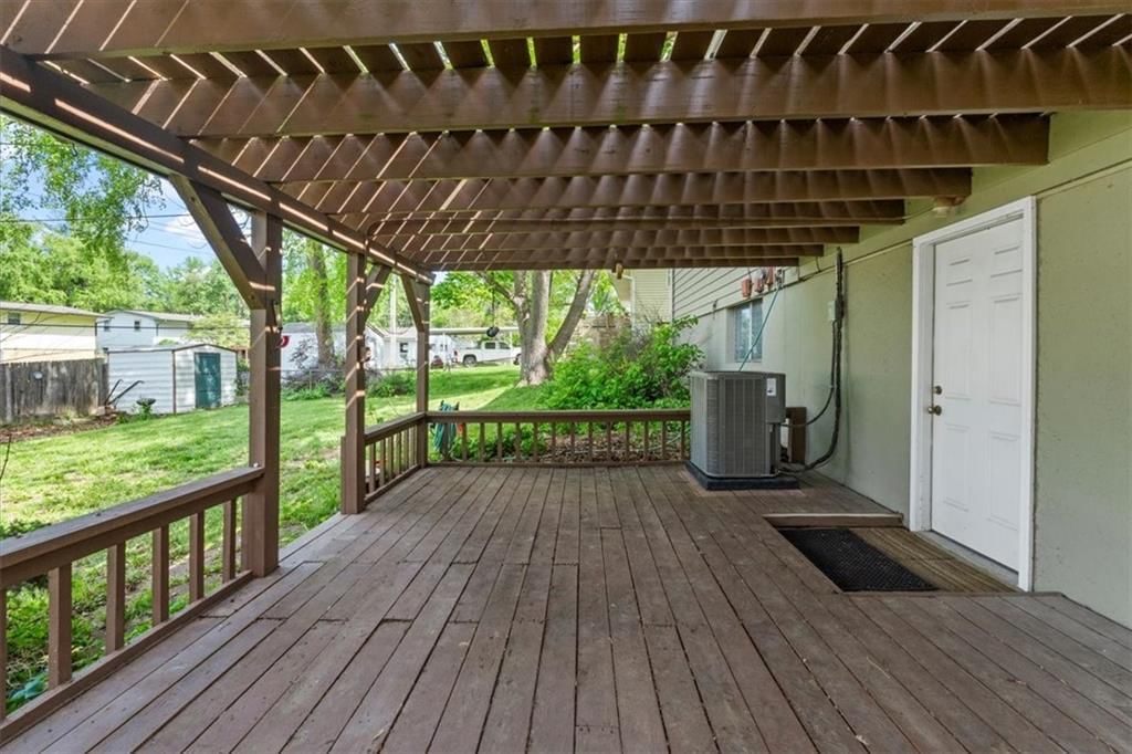 400 N Cochise Drive — photo 17