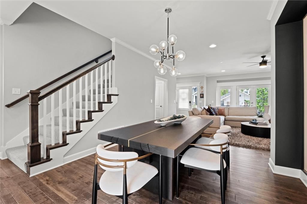 717 W 44th Terrace — photo 16